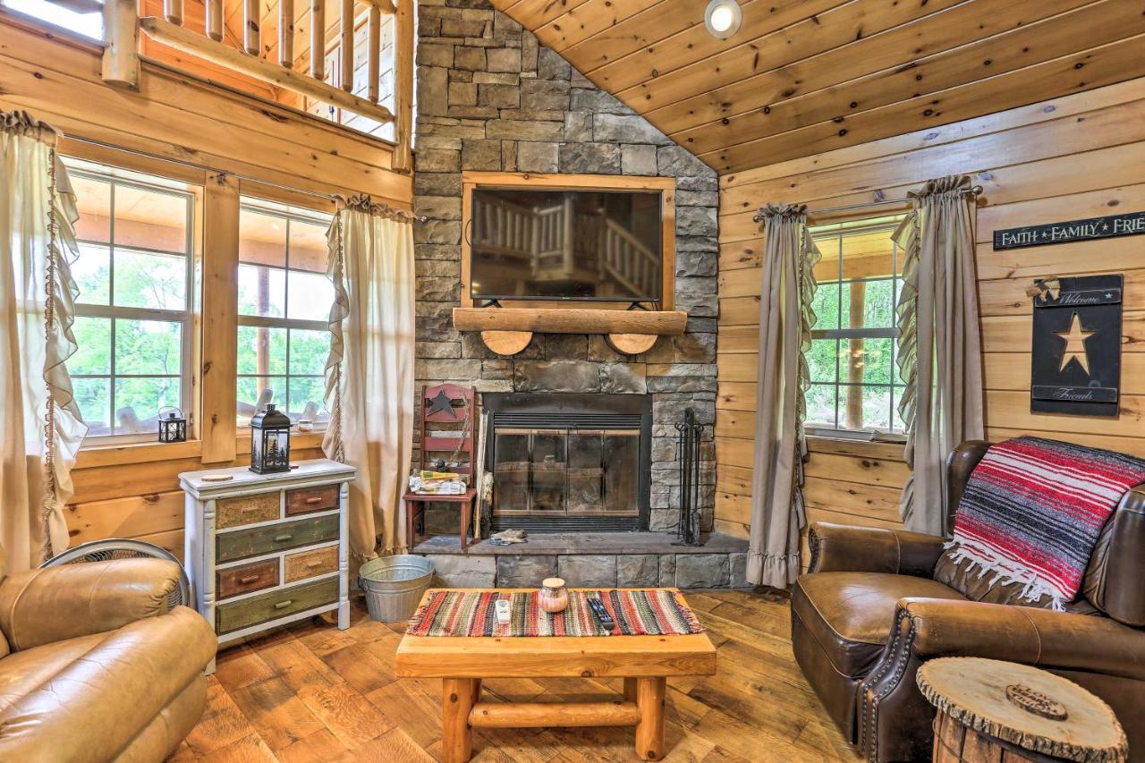 Charming Blakely Cabin With Porch And Valley Views! エクステリア 写真