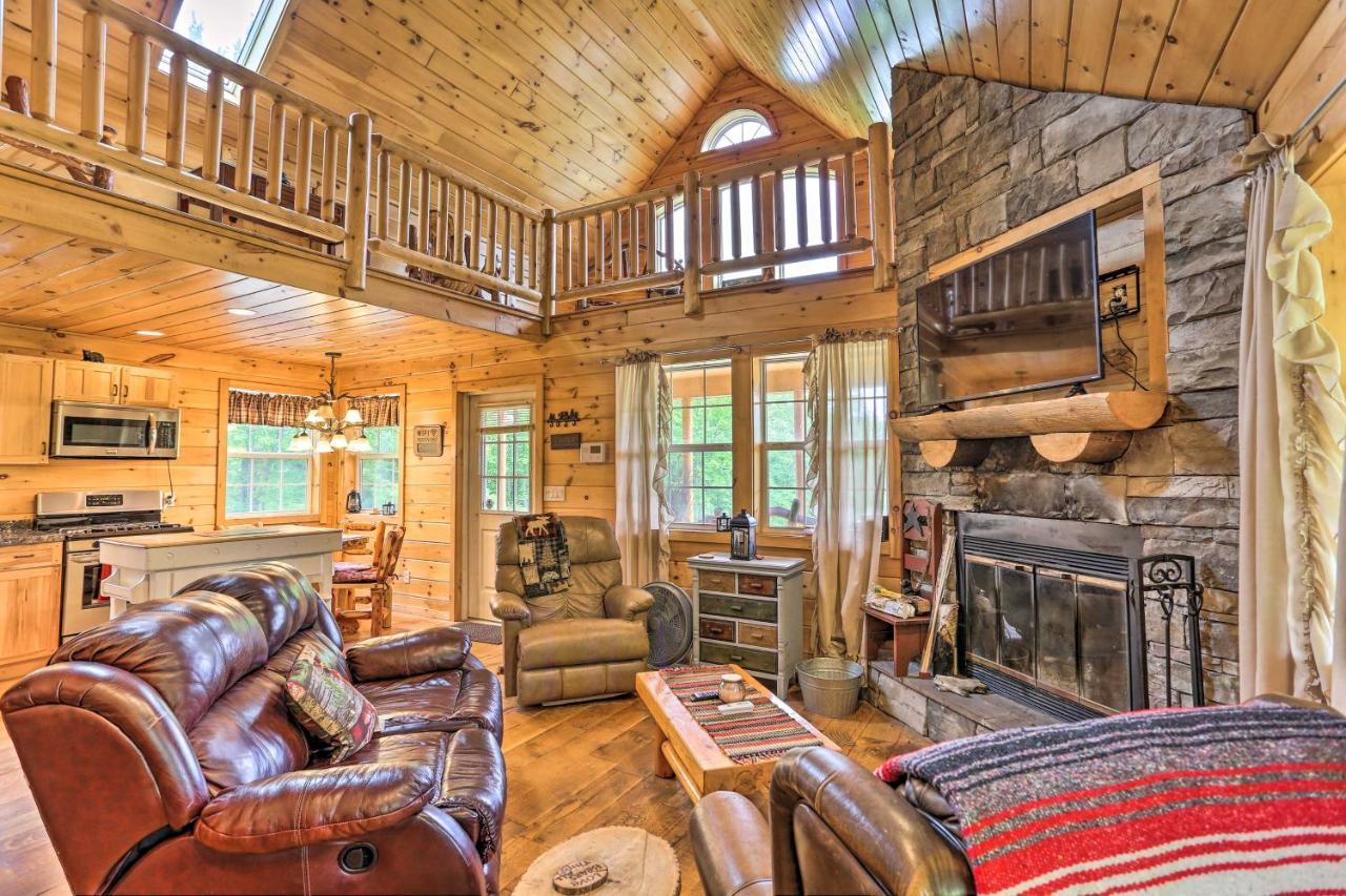 Charming Blakely Cabin With Porch And Valley Views! エクステリア 写真