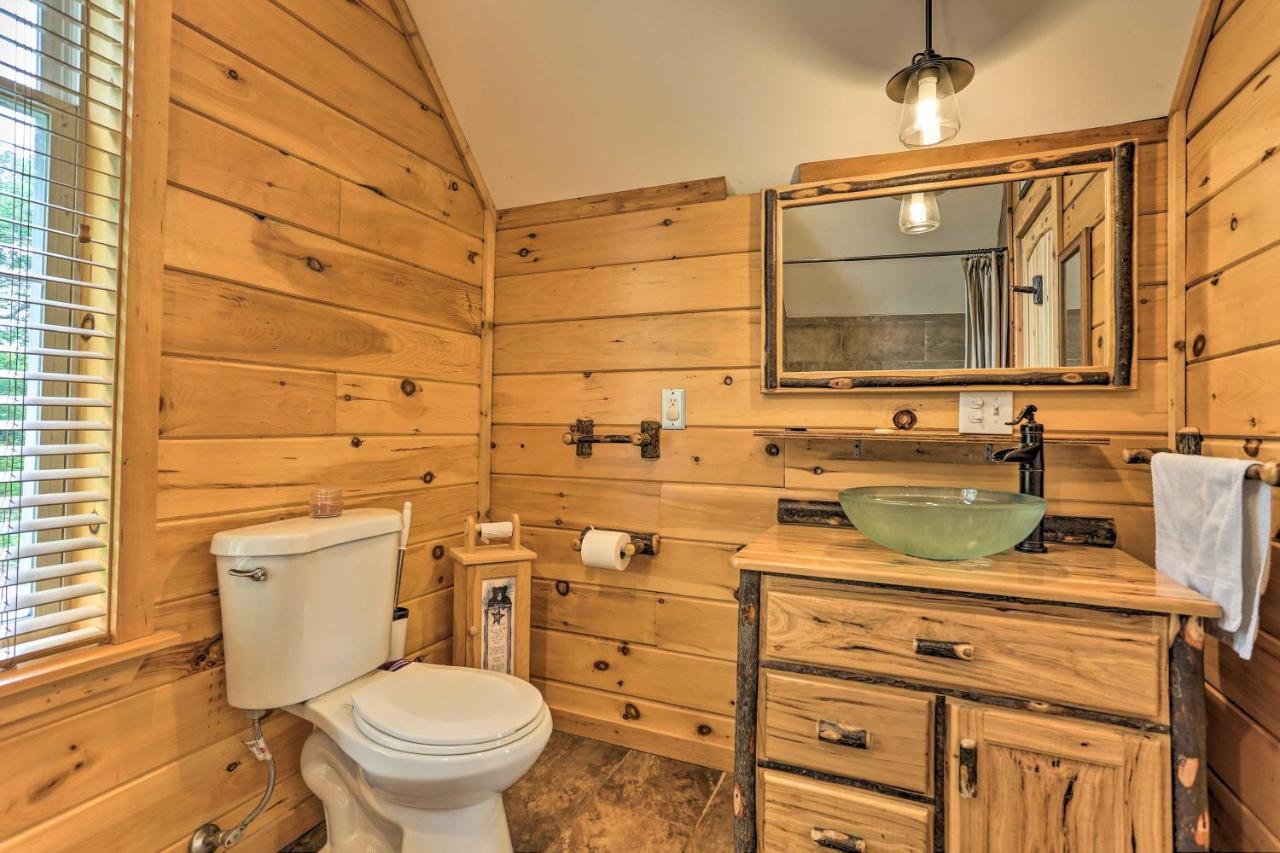 Charming Blakely Cabin With Porch And Valley Views! エクステリア 写真